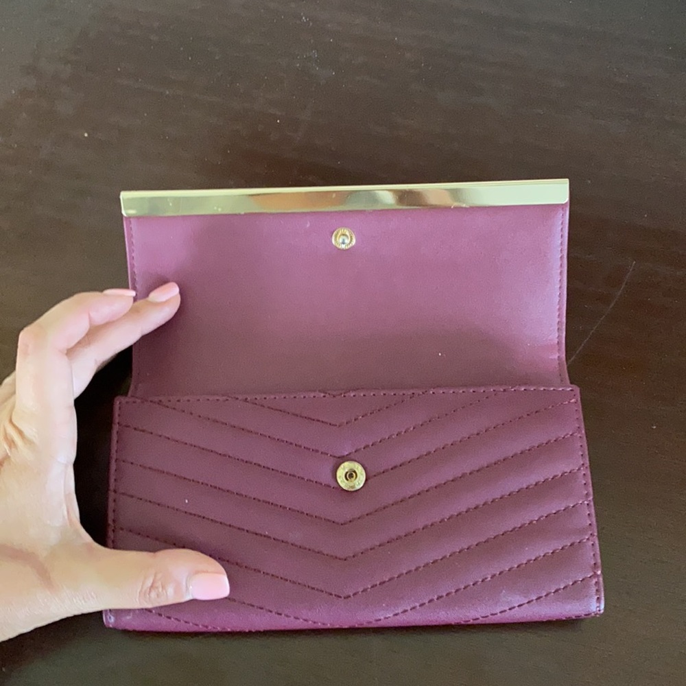Maroon Wallet - Picture 2 of 4